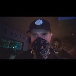 Meet your Posher, Nicholas